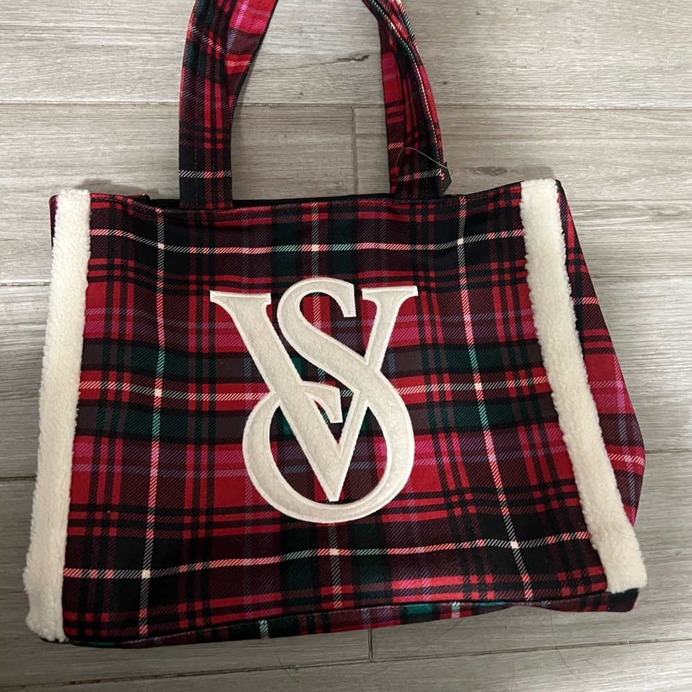 Victoria Secret Limited Edition 2022 Christmas Tote Bag